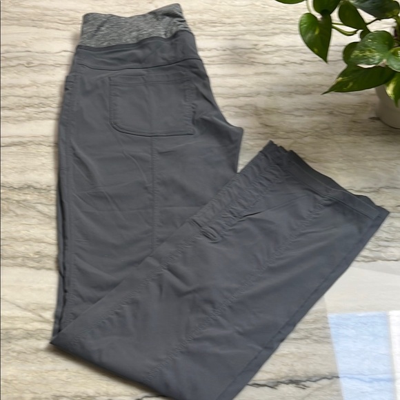 Mountain Hardwear Pants - Mountain hardware small women’s stretch athletic gray pants